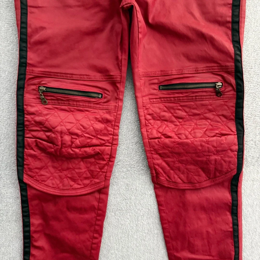 Robin's Jean Mens Red Biker Moto Jeans Quilted Knee Side Stripe Size 34x33 USA